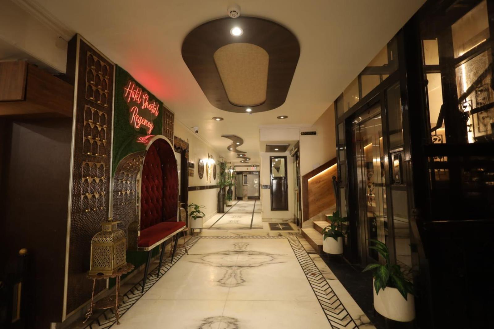 Hotel Sheetal Regency,Near Janambhumi Mathura Exterior foto